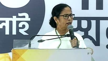 রাজ্য়ে অগস্ট মাস জুড়ে সপ্তাহে দু'দিন করে পুরো লকডাউন, নবান্নে ঘোষণা মুখ্য়মন্ত্রীর