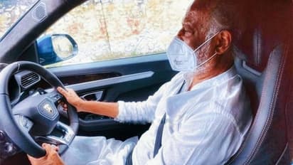 நடிகர் ரஜினிக்காந்த் இ பாஸ் இல்லாமல்  பண்ணை வீட்டுக்கு சென்றாரா?.பதிலளிக்க முடியாமல் திணறிய மாநகராட்சி ஆணையர்.