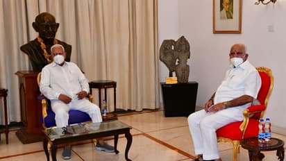 ಕೊರೋನಾ ನಿಯಂತ್ರಣ: ರಾಜ್ಯಪಾಲರ ಜೊತೆ ಸಿಎಂ ಚರ್ಚೆ, 12 ನಿಮಿಷದಲ್ಲಿ ಮಾತುಕತೆ ಅಂತ್ಯ