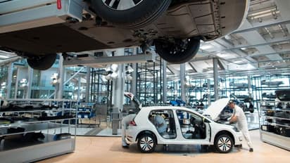 ఆటోమొబైల్ ఉద్యోగులకు శుభవార్త.. త్వరలో వేతనాలు, ఇంక్రిమెంట్, ప్రమోషన్లు..