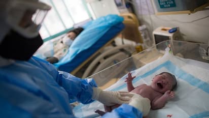 சுகப்பிரசவம் ஆனால் கூட சில பிரச்சனைகள் வரும் என்பது உண்மையா? அப்போ சிசேரியன் பண்ணா என்ன ஆகும்!!