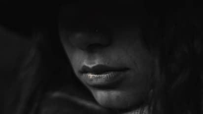 സ്ത്രീകളെ തട്ടിക്കൊണ്ടുപോയി വിവാഹം കഴിക്കുന്ന പതിവ്; എതിരെയുള്ള പ്രഖ്യാപനത്തില് ഒപ്പുവെച്ച് സര്ക്കാര്...