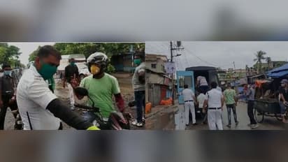 'লকডাউনে রাস্তায় বেরোলেই কান ধরে উঠবস', নাকাচেকিং-এ কড়াকড়ি কলকাতায়