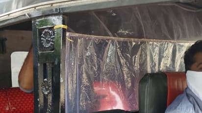 കൊവിഡ് രോഗവ്യാപനം തടയുന്നതിന് പുതിയ മാറ്റവുമായി ആലപ്പുഴ നഗരത്തിലെ ഓട്ടോഡ്രൈവര്‍മാര്‍