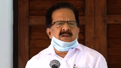 സെൻട്രലൈസ്ഡ് എസി ഉള്ളപ്പോൾ എന്തിനാണ് ഫാൻ; തീ പിടുത്തം അട്ടിമറി ശ്രമം, നിർണായക ഫയലുകൾ കത്തിയെന്ന് ചെന്നിത്തല