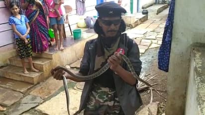 ಹಾವು ಕಚ್ಚಿಸಿಕೊಂಡು ಸಾವು ಗೆದ್ದು ಬಂದ ಡ್ಯಾನಿಯಿಂದ ಮತ್ತೇ ಶುರುವಾಯ್ತು ಉರಗ ರಕ್ಷಣೆ‌