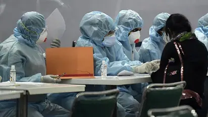 ফের দৈনিক আক্রান্ত ৪৯ হাজারের কাছাকাছি, বেসামাল পরিস্থিতি সামলাতে সোমবার মুখ্যমন্ত্রীদের সঙ্গে বৈঠকে মোদী