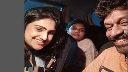 காருக்குள் பிறந்த நாள் பார்ட்டி  கொண்டாடிய  வனிதா -பீட்டர் பால்!  பட்டையை கிளப்பும் போட்டோஸ்.