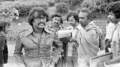 இயக்குனர் மகேந்திரனுடன் ரஜினிகாந்தின் அன்பு பயணம் போட்டோ கேலரி!