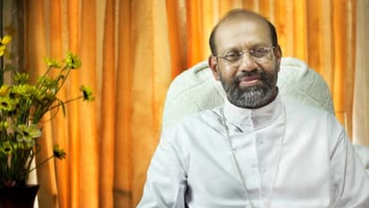 കൊവിഡ് നിയന്ത്രണം ലംഘിച്ചതിന് താമരശ്ശേരി ബിഷപ്പിനെതിരെ പൊലീസ് കേസെടുത്തു