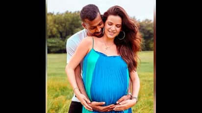 പൂര്‍ണ ഗര്‍ഭിണിയായ ഭാര്യയ്‌ക്കൊപ്പം ഹാര്‍ദിക് പാണ്ഡ്യയുടെ ഫോട്ടോഷൂട്ട്; ചിത്രങ്ങള്‍ ഏറ്റെടുത്ത് സോഷ്യല്‍ മീഡിയ