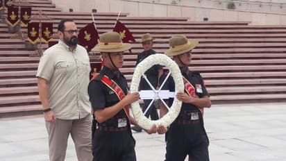 ৫ বছর কার্গিলের বীরদের সম্মান জানায়নি কংগ্রেস, কার উদ্যোগে, কীভাবে শুরু হল বিজয় দিবস উদযাপন