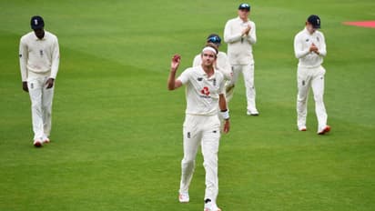 മുന്നില് കൂറ്റന് ലക്ഷ്യം; തകര്ച്ചയോടെ വിന്ഡീസിന് തുടക്കം