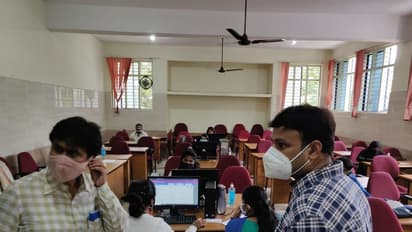 ಬೆಂಗಳೂರು: ಕೊರೋನಾ ವಾರ್‌ ರೂಂ ಸಹಾಯವಾಣಿಗೆ ಚಾಲನೆ