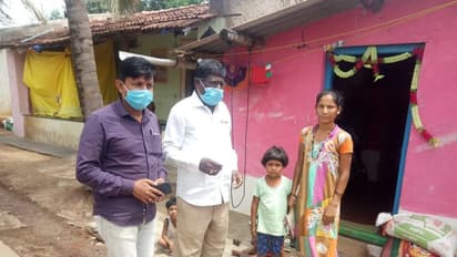 ಕೊರೋನಾ ಕಾಟ: ಹಾವೇರಿಯಲ್ಲಿ ವಿದ್ಯಾರ್ಥಿಗಳಿದ್ದಲ್ಲಿಗೇ ತೆರಳಿ ಶಿಕ್ಷಕರಿಂದ ಪಾಠ..!