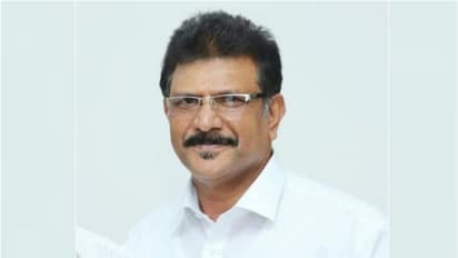 കൊവിഡ് ഭേദമായി ആശുപത്രിയില് നിന്ന് ഡിസ്ചാര്ജ് ചെയ്യാനിരിക്കെ പ്രവാസി മലയാളി മരിച്ചു