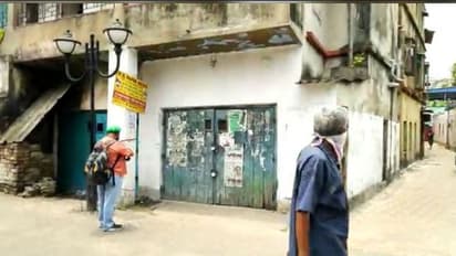 করোনায় আক্রান্তের মৃত্যুর পরদিনেও দেহ বাড়িতে, পরিবারে আক্রান্ত আরও ৬,  প্রশাসনের বিরুদ্ধে অভিযোগ