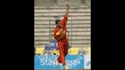 ১৪ বছরের আন্তর্জাতিক কেরিয়ার,তার বোলিংয়ে মুগ্ধ সচিনও, এখন লোকের বাড়ি বাড়ি এসি সারান রে প্রাইস