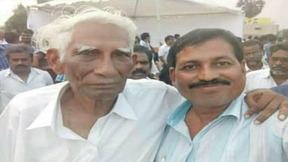 ఎన్టీఆర్ క్యాబినెట్ లో మంత్రి, అరిగిన చెప్పులు: జగన్ ను కలవడానికి వస్తే...