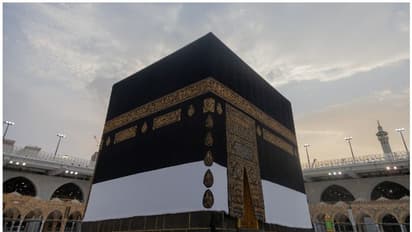 കനത്ത ചൂടും തിരക്കും; ഹറമുകളിൽ ജുമുഅ ഖുതുബയും നമസ്കാര സമയവും ചുരുക്കും