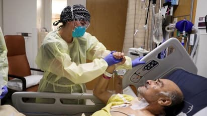 ভারতে কি অবশেষে কমছে কোভিডের দাপট, আরও নিম্নমুখী হল আক্রান্তের পরিসংখ্যান