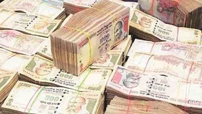 'അതൊരു ജിന്നാണ്!' 47 ലക്ഷം രൂപയുടെ നിരോധിത നോട്ടുകള് പിടികൂടിയ സംഭവത്തില് ട്വിസ്റ്റ്