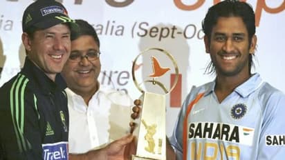 రికీ పాంటింగ్ కంటే ధోనీ బెస్ట్ కెప్టెన్! ఎందుకంటే ఇండియాలో రాజకీయాలు ఎక్కువ... బ్రాడ్ హాగ్ కామెంట్..