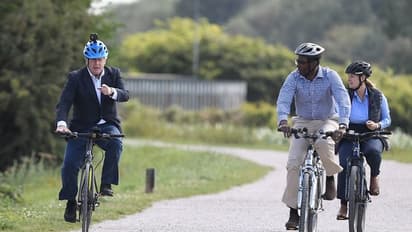 ಮೇಡ್ ಇನ್ ಇಂಡಿಯಾ ಹೀರೋ ಸೈಕಲ್ ಮೇಲೆ UK ಪ್ರಧಾನಿ ಸವಾರಿ!