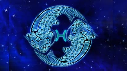 Pisces Horoscope: পৌষ মাস মীন রাশির উপর কেমন প্রভাব পড়বে, দেখে নিন