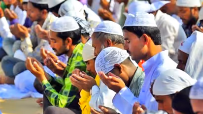 শনিবার ইদুজ্জোহা, সংক্রমণ রুখতে বাড়িতেই নমাজ পড়তে আবেদন ইমামদের