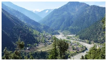 ৭৩ বছরে প্রথম বার, পাক সীমান্ত লাগোয় দেশের শেষ গ্রাম এবারের ১৫ আগস্টে পাচ্ছে স্বাধীনতার প্রকৃত স্বাদ