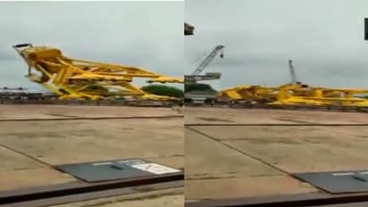 ফের ভয়াবহ দুর্ঘটনা বিশাখাপত্তনমে, হিন্দুস্থান শিপইয়ার্ডে বিশালাকার ক্রেন ভেঙে মৃত্যু মিছিল