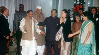 कभी संघ के धुर विरोधी थे अमर सिंह, मरने से पहले आरएसएस को दान की करोड़ों की संपत्ति