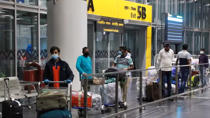 Omicron Variant: ವಿದೇಶದಿಂದ ಬರೋರಿಗೆ ಸಾಂಸ್ಥಿಕ ಕ್ವಾರಂಟೈನ್ ಸದ್ಯಕ್ಕಿಲ್ಲ