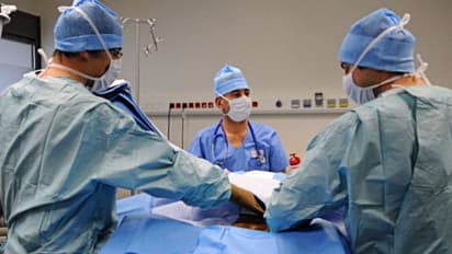 সংক্রমণের জেরে খসে গিয়েছিল পুরুষাঙ্গ, কীভাবে ফের 'পুরুষ' হচ্ছেন এই ব্যক্তি