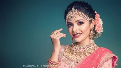 மாடர்ன் உடையில் தாறு மாறு பண்ணும் ஐஸ்வர்யா சிவம்! அட்ராசிட்டி போட்டோ கேலரி!