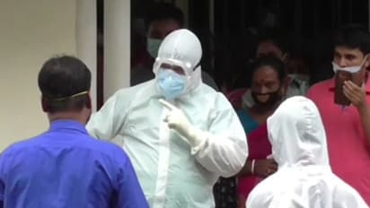 പിപിഇ സ്യൂട്ട് ധരിച്ച് കൊവിഡ് സെന്റര് സന്ദര്ശനം; ത്രിപുരയില് ബിജെപി എംഎല്എയക്കെതിരെ കേസ്