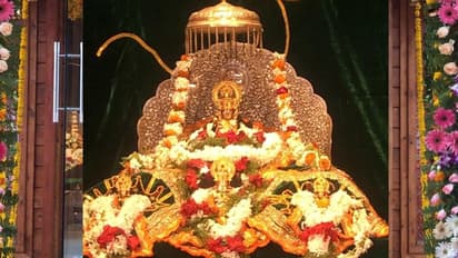 সবুজ রঙের নবরত্ন খচিত পোশাকে সাজলেন রামলালা, তৈরি হয়েছে পছন্দের লক্ষাধিক ‘রঘুপতি লাড্ডু’