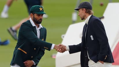 മാഞ്ചസ്റ്റര് ടെസ്റ്റില് മോശം ക്യാപ്റ്റന്സി; പാക് നായകന് അസര് അലിക്കെതിരെ വസിം അക്രം