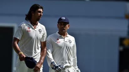 Ishant Sharma-Dhoni