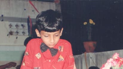 நடிகர் ஜீவா சிறுவயதில்  செய்யும் லூட்டியை  பார்த்திருக்கீங்களா? உள்ளே பாருங்கள்