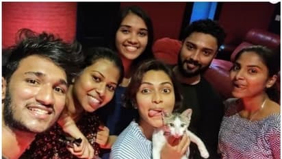 കസിൻസിനൊപ്പമുള്ള ഫോട്ടോകള്‍ പങ്കുവെച്ച് അമലാ പോള്‍