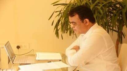 ಕೊರೋನಾ ಡ್ಯೂಟಿಗೆ ಬರದವರಿಗೆ ನೋಟಿಸ್, ಬೆಡ್ ನೀಡದ ದೊಡ್ಡಾಸ್ಪತ್ರೆಗೂ ತಕ್ಕ ಶಾಸ್ತಿ