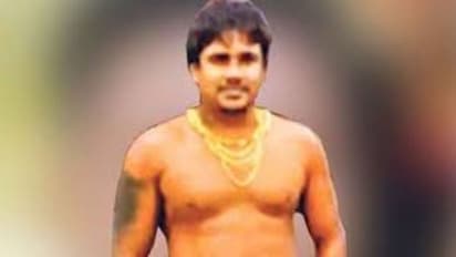 இலங்கை பிரபல தாதா அங்கொடா லொக்கா மனைவி வங்கி கணக்கில் கோடி கணக்கில் பணம்.! சுற்றி வளைத்த இலங்கை போலீஸ்..!