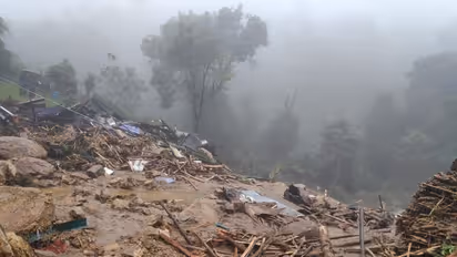 മൂന്നാറില് മഴ കനക്കുന്നു, ഉരുൾ പൊട്ടൽ ആവർത്തിക്കുമെന്ന ഭീതിയിൽ ജനങ്ങൾ...