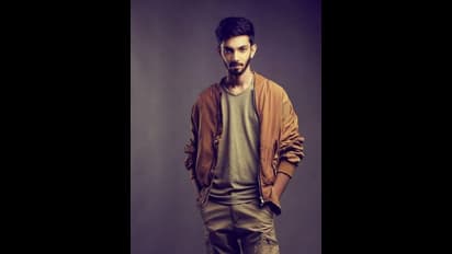 ஒற்றை இசையமைப்பாளரை ரவுண்டு கட்டும் தமிழ் சினிமா!..பிரபல இசையமைப்பாளர்கள் எங்கே?