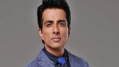 విదేశీ చిన్నారులను కాపాడబోతున్న సోనూసూద్.. చేతులెత్తి మొక్కుతున్న ఫిక్కీ