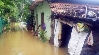 അപ്പർ കുട്ടനാട്ടിലെ 1500-ഓളം വീടുകൾ വെള്ളത്തിൽ