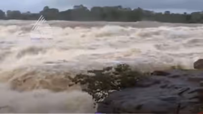 బిర్యానీ కోసం వెళ్లి వాగులో చిక్కుకొన్నారు...