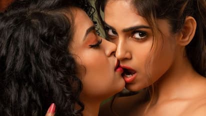 অর্ধনগ্ন অবস্থায় মহিলাকে ঠোঁটঠাসা গাঢ় চুম্বন, সত্যিই কি লেসবিয়ান 'চরিত্রহীন' নায়িকা